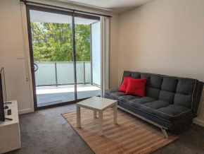 Apartment at Griffith 2bd 2bth